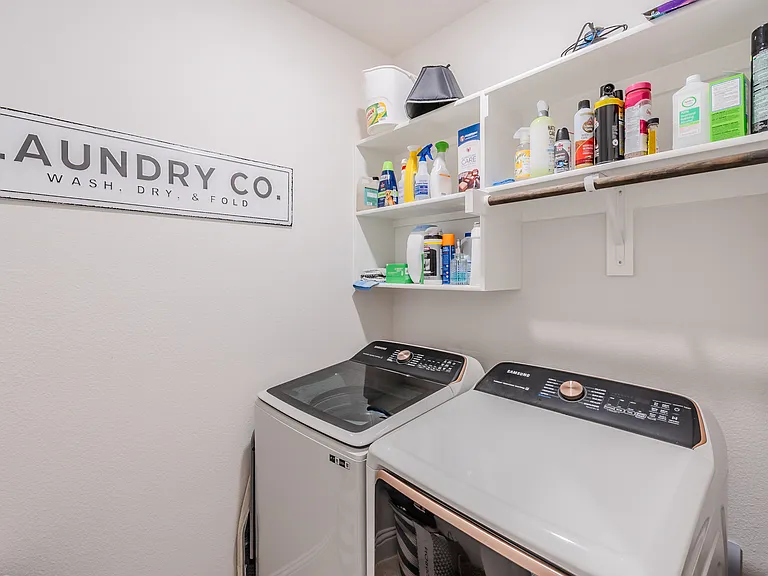 227 Hawthorn Dr — Photo 27