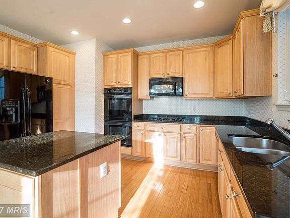 4th image of 8432 Kirby Lionsdale Dr