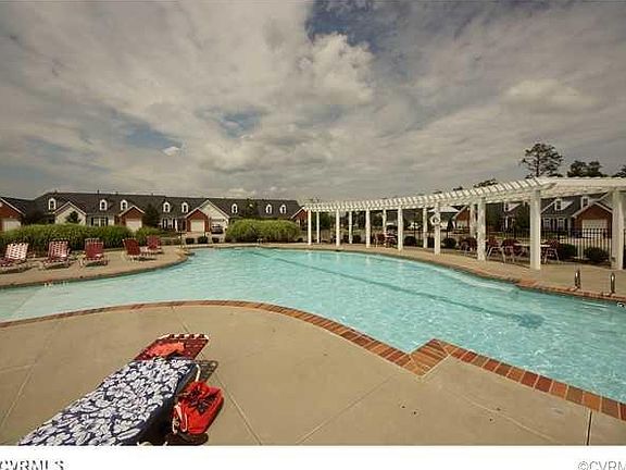3rd image of 3903 Southwinds Pl #3903