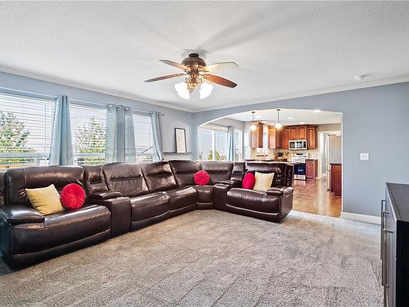 3rd image of 3230 N 123rd Ter