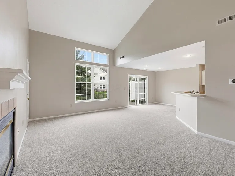 4889 Common Market Pl — Photo 2
