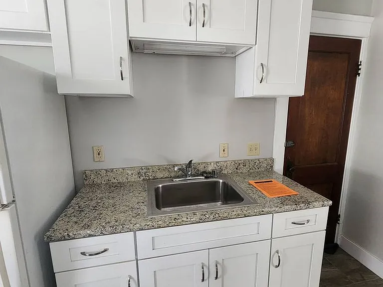 1313 Marlowe Ave — Photo 12