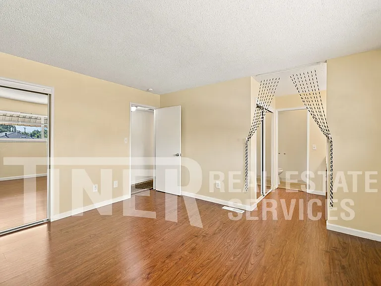 6060 Via Casitas — Photo 12