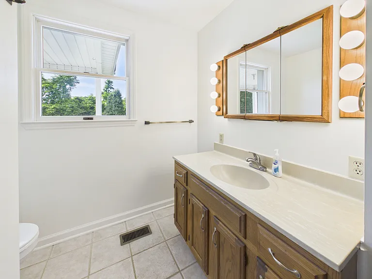 3954 Crabapple Rd — Photo 18