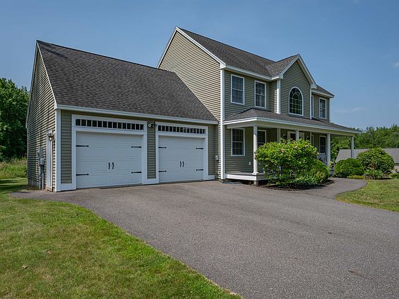 5th image of 266 Kent Farm Road