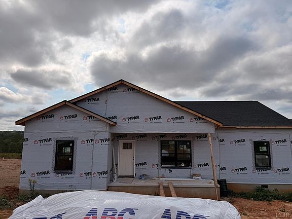 2nd image of 160 Fox Hall Dr Lot 3