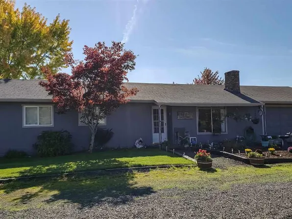 208 E Kisling Ave, Brownsville, OR 97327