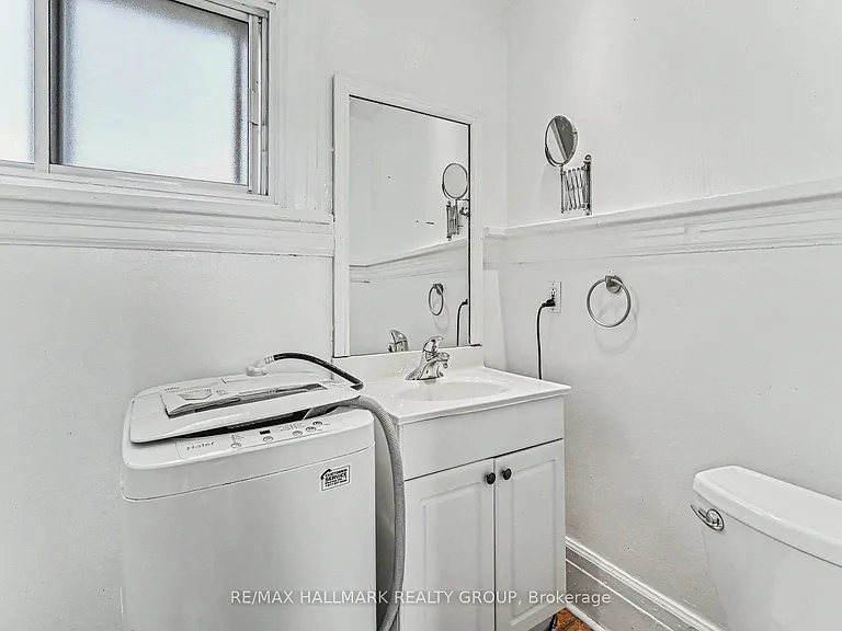 1071 Gladstone Ave #3 — Photo 11