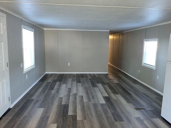 2nd image of 2700 N Washington St #212M