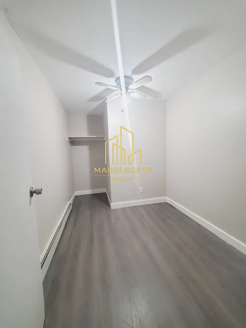 Building Photo - 79-81 E 25th St #11L
