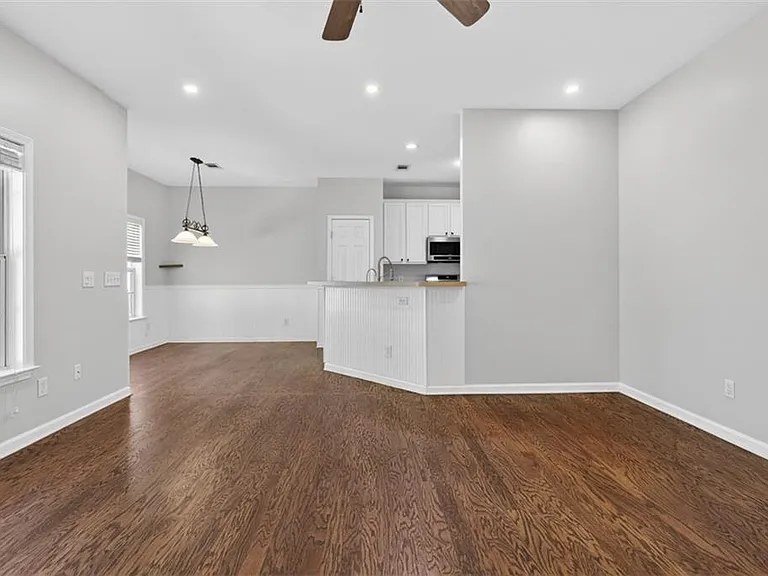 28 Stonehenge Ct — Photo 15