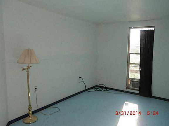 3rd image of 2800 E Renfro St