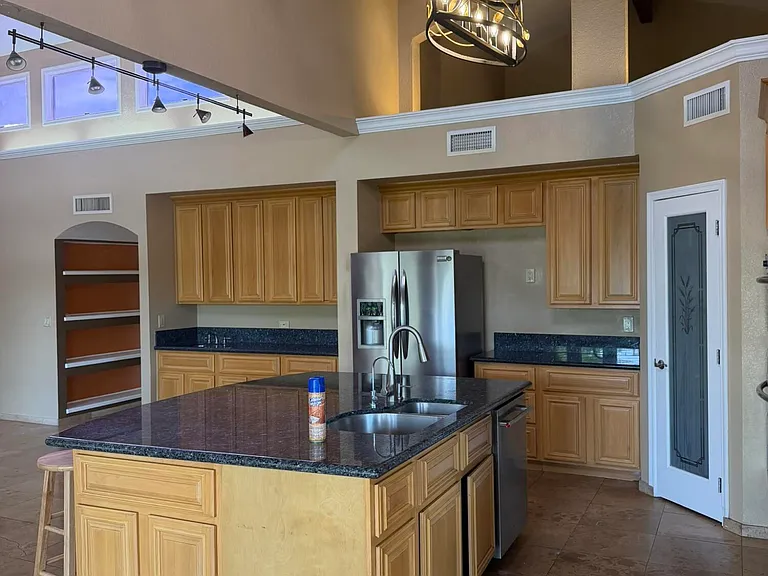 8377 E Thoroughbred Trl — Photo 12