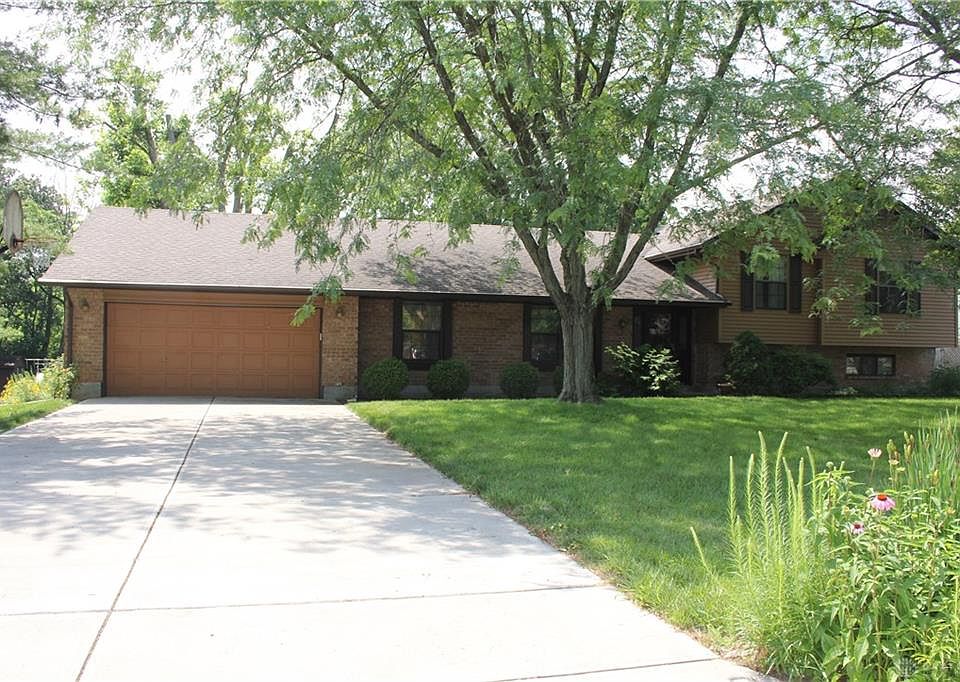 1st image of 8769 Cobblecreek Dr