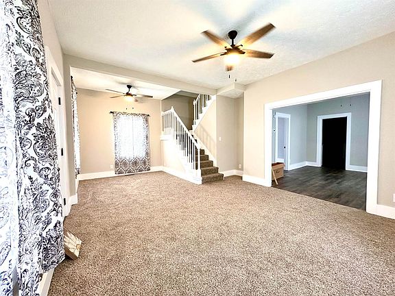 4th image of 1017 Crawford St