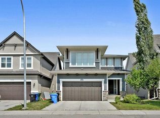518 S Mahogany Mnr SE, Calgary, AB T3M0Y3