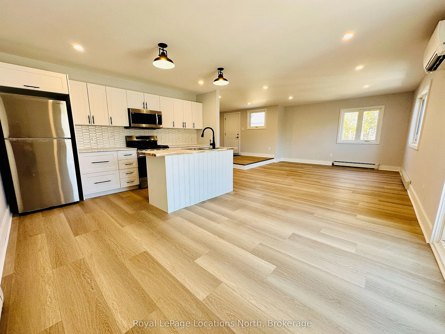 2 bed, $2,300 — Photo 2