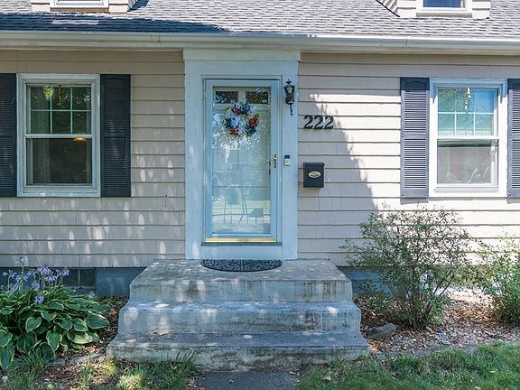 2nd image of 222 Plumtree Rd