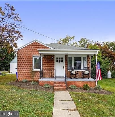 Adorable cottage home nestled in Mount Airy Md.