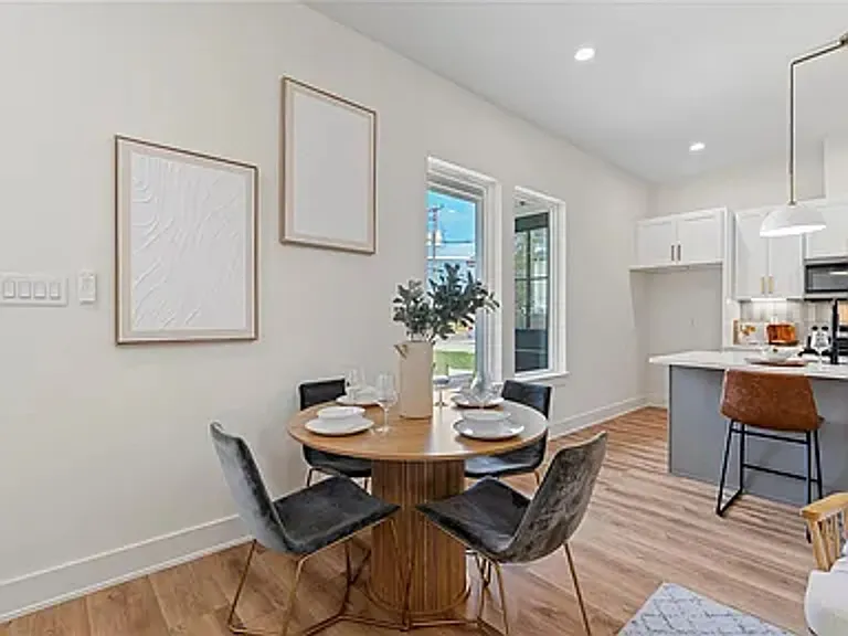 6532 Weston St #A — Photo 3