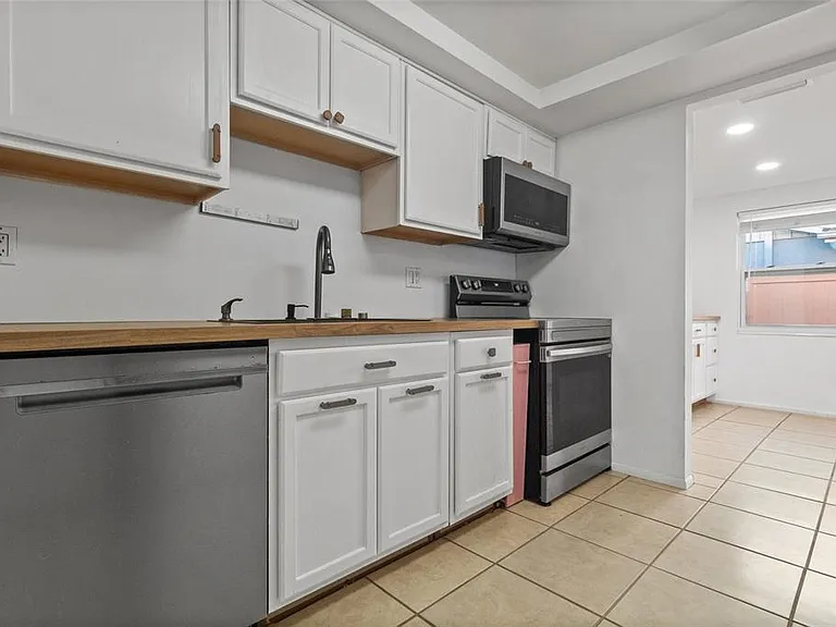 3327 Garfield Dr — Photo 29