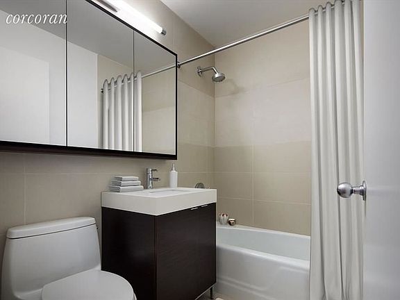 4th image of 105 Duane St APT 31D