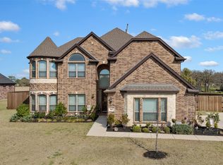 800 Beckington Dr, Shady Shores, TX 76208
