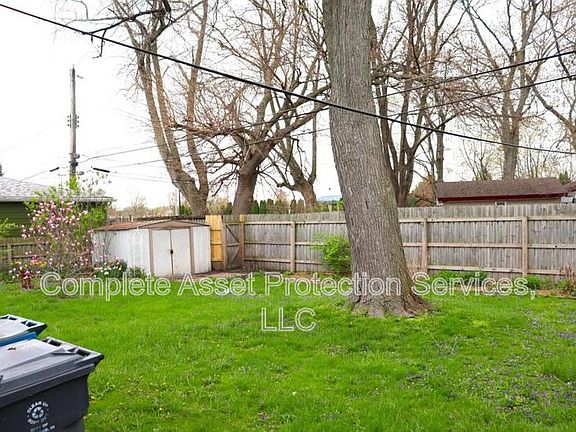 2nd image of 7728 Catalpa Ave