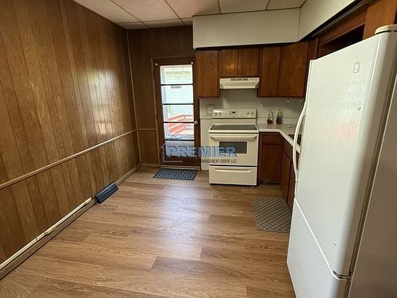 4th image of 1006 Walnut St #2