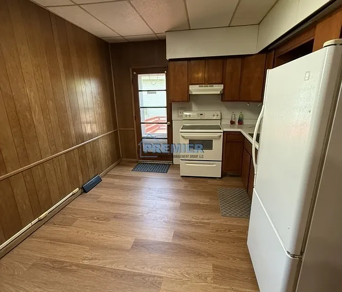 1006 Walnut St #2 — Photo 4