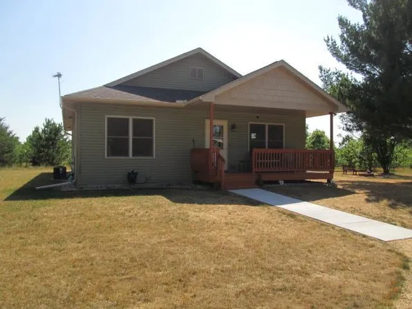 2621 10th Avenue, Adams, WI 53910