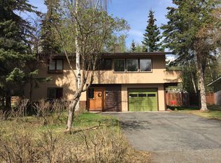 7723 Honeysuckle Dr, Anchorage, AK 99502
