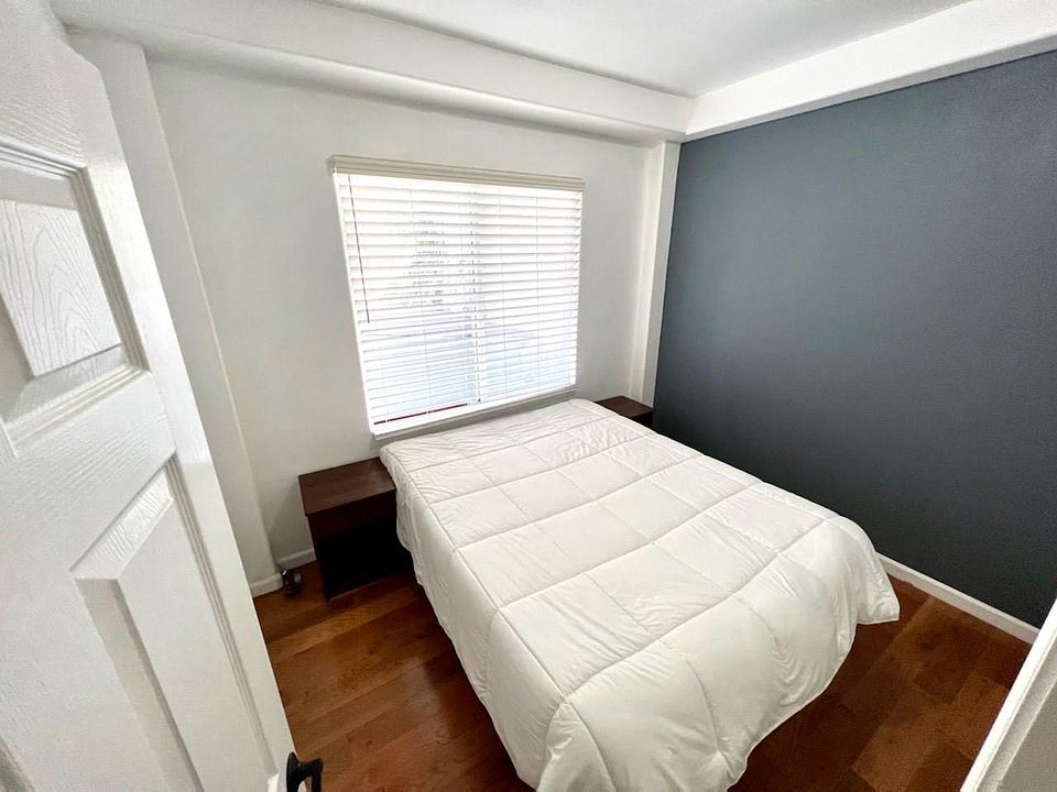 1st image of 525 Stockton St #F