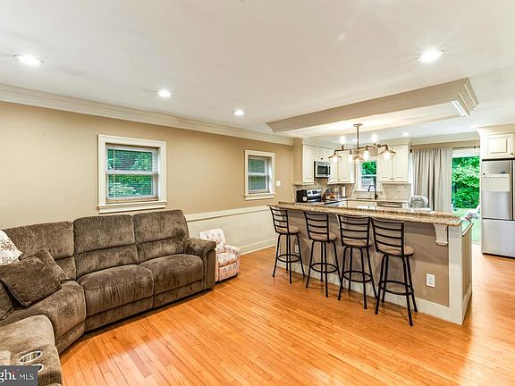 2nd image of 54 Cape May Ave