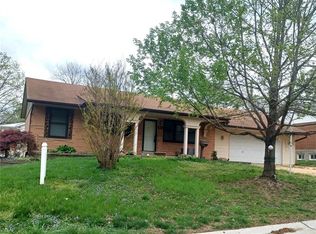 9744 Radio Dr, Saint Louis, MO