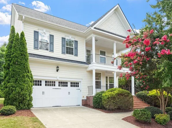 2734 Hidden Waters Cir, Raleigh, NC 27614