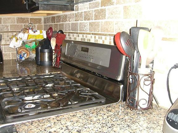 3rd image of 2600 Courtleigh Dr