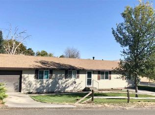 1100 Karen Ave, Benton City, WA 99320