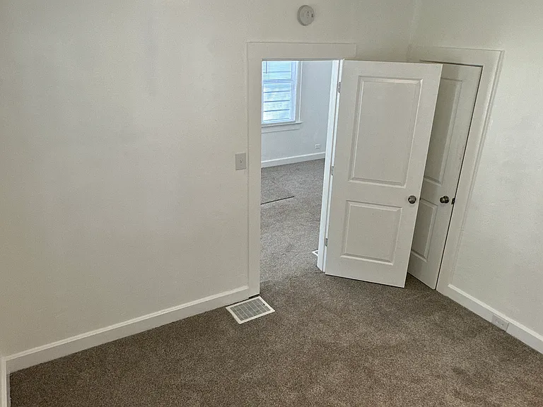 1311 E Illinois St — Photo 5