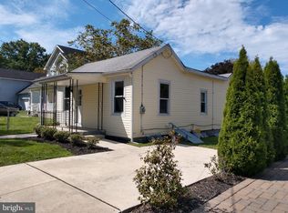 17 Ray St, Ewing, NJ 08638