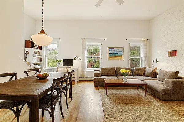 Rented by Owner | media 11