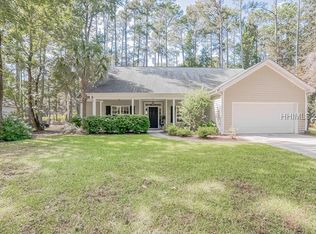 569 Sams Point Rd, Beaufort, SC 29907