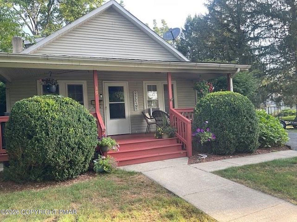1st image of 39 Gold St