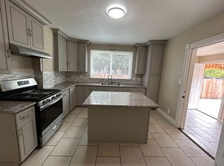 727 S Sacramento St, Lodi, CA 95240