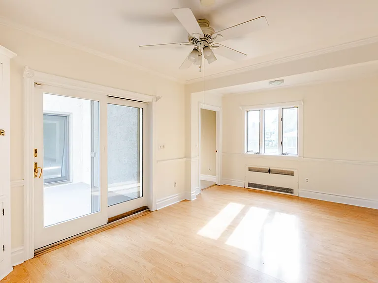 22 Serafin Pl — Photo 12