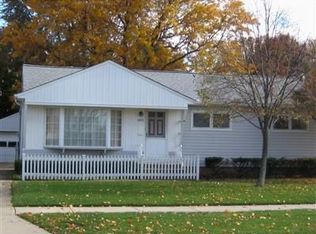 6859 Maplewood Rd, Parma Heights, OH 44130