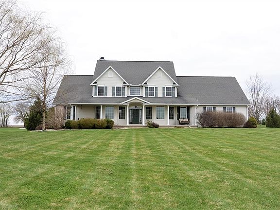 2nd image of 11335 Country Garden Ln