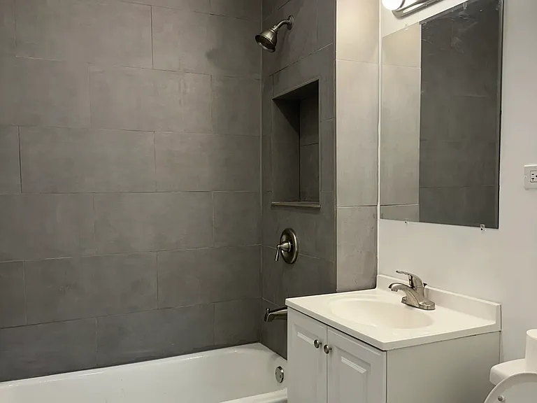 3540 W North Ave #1R — Photo 3