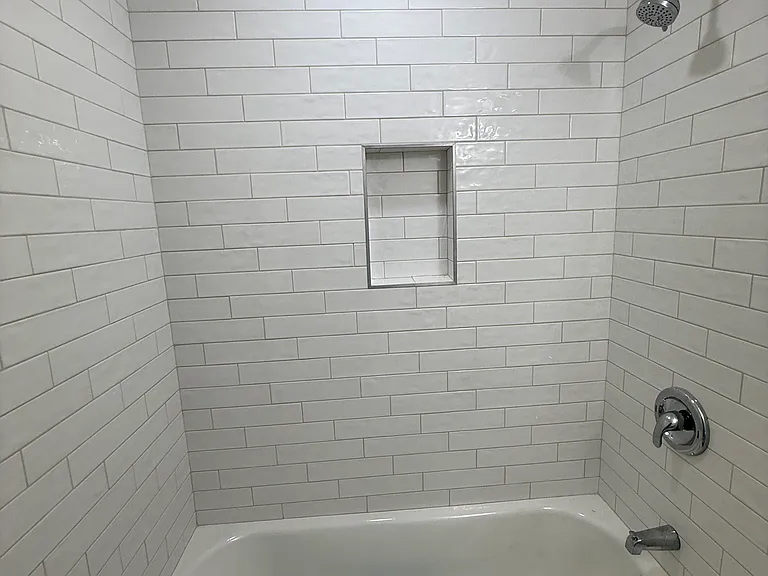 2720 E Biddle St — Photo 27
