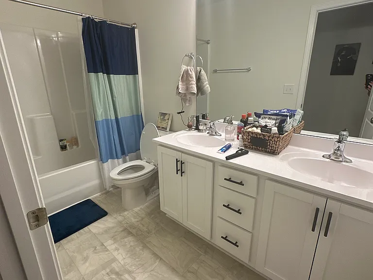 423 Bassett Ln — Photo 29